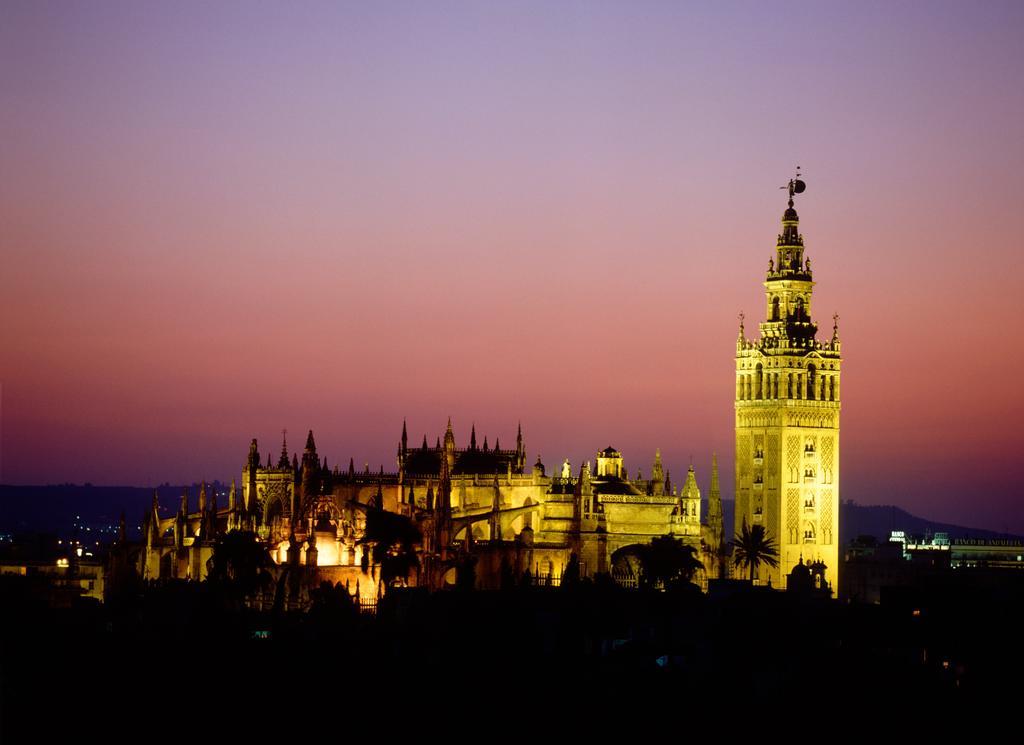 Cathedral House Sevilla Exterior photo