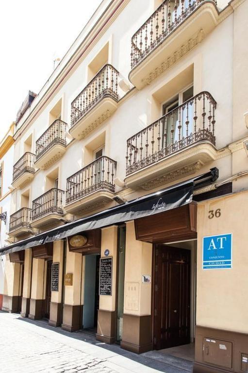 Cathedral House Sevilla Exterior photo